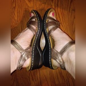 Clarks Brown Leather Strappy Ankle-Wrap Sandals#568